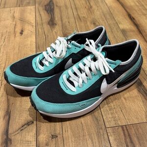 Nike Teal and Black Athletic Shoes